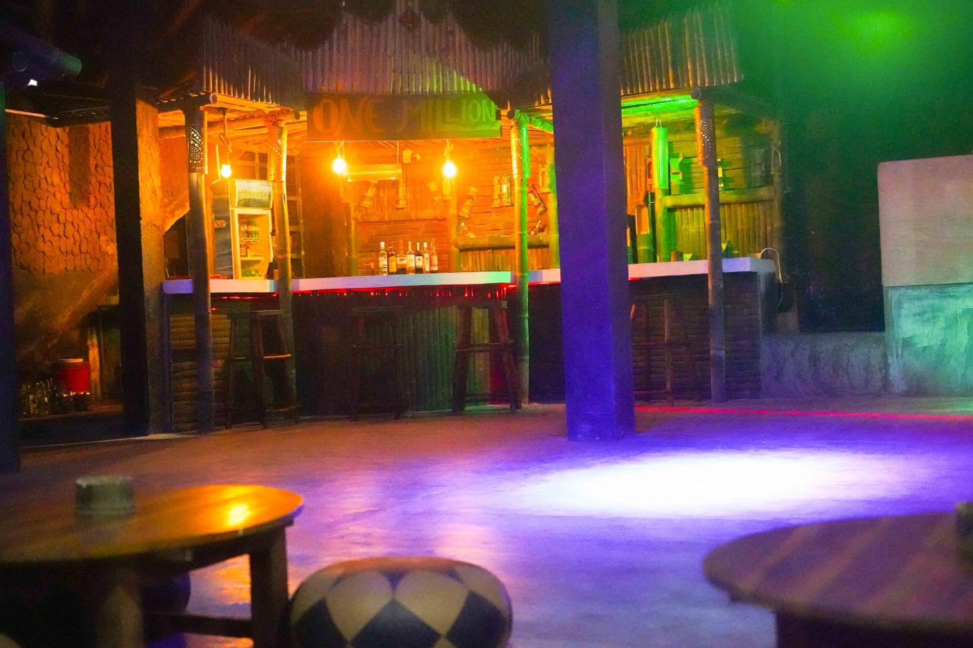 Ceylon Happy Laugh - Ella Hostel Exterior photo