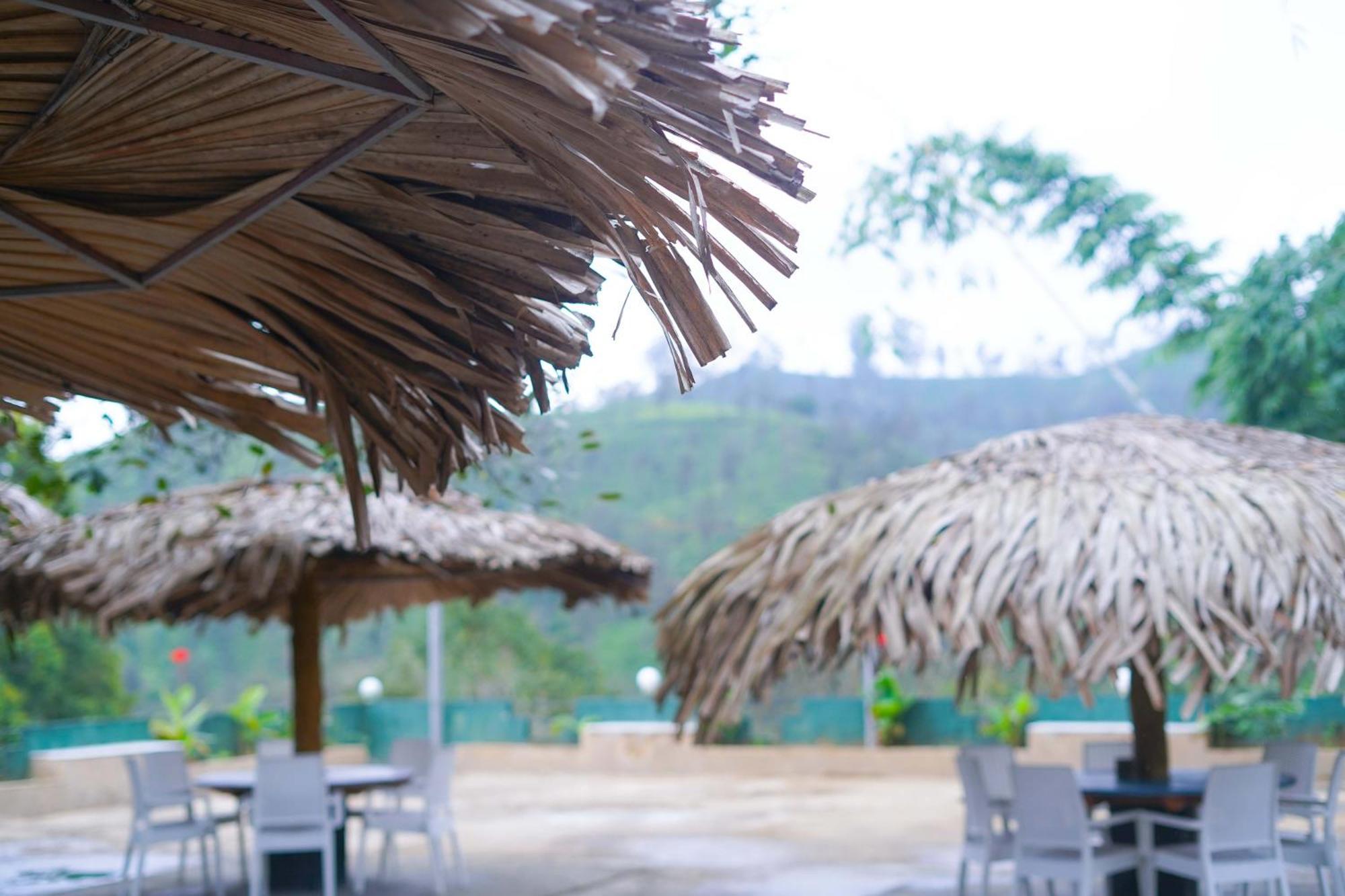 Ceylon Happy Laugh - Ella Hostel Exterior photo