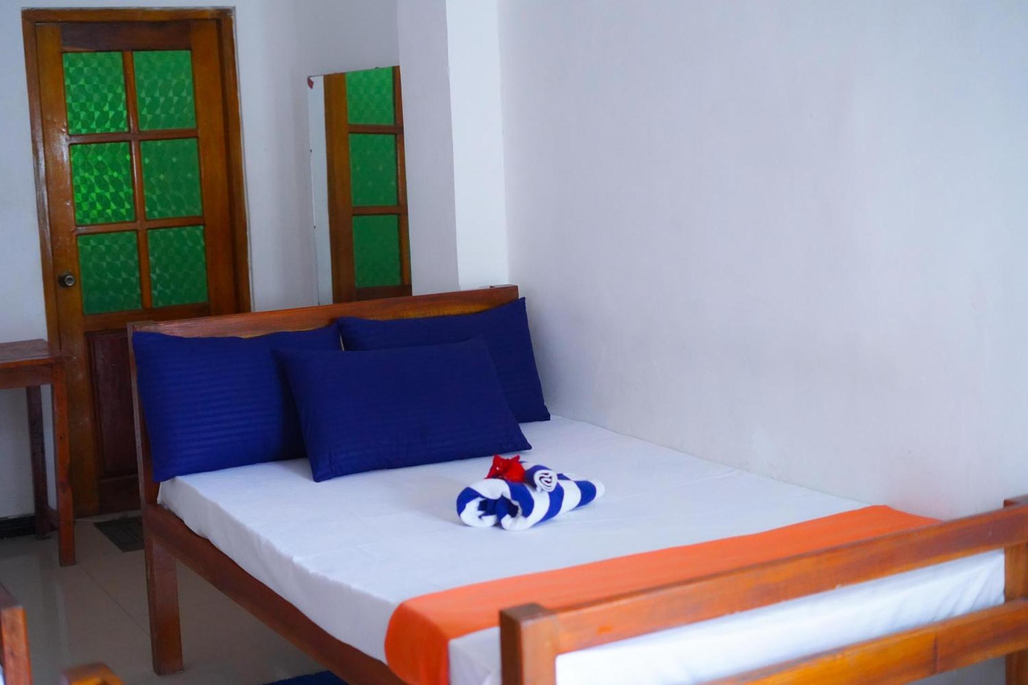 Ceylon Happy Laugh - Ella Hostel Exterior photo