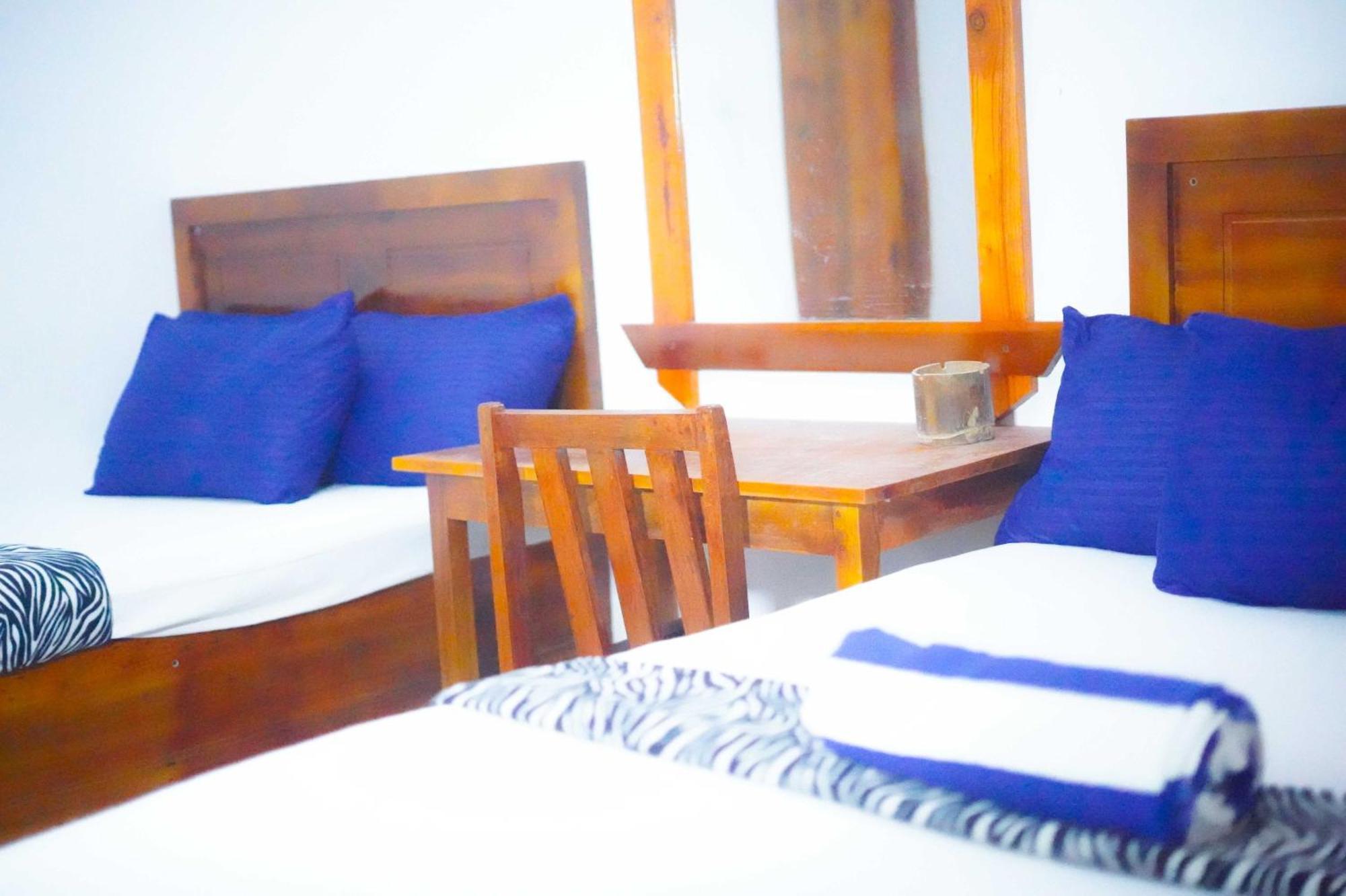 Ceylon Happy Laugh - Ella Hostel Exterior photo